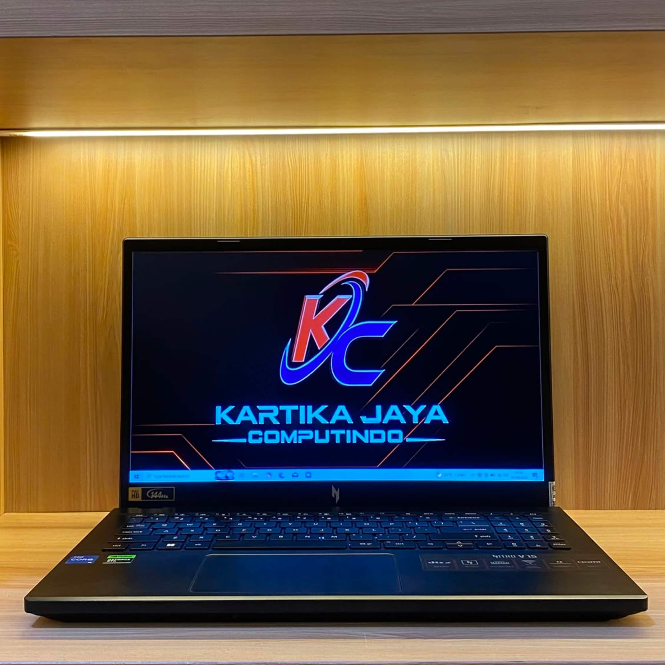 ACER NITRO V15 VGA RTX CORE I5 RAM 8 SSD 